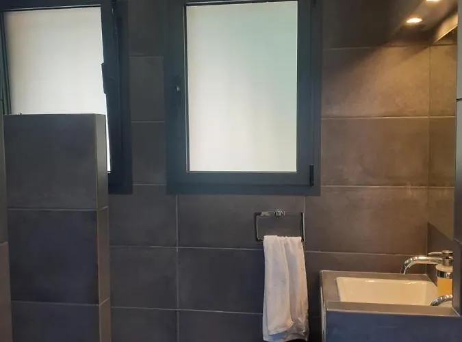 Vue De La Fossette 5mn A Pied Proche Du Centre Вілла Ле-Лаванду